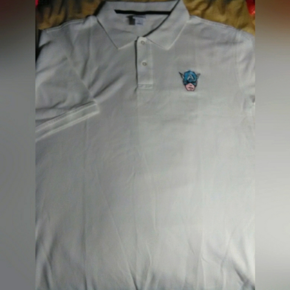 BNWOT MENS POLO WHITE SHIRT BY MARVEL SZ. XL HAS A MARVEL MAN ON IT???